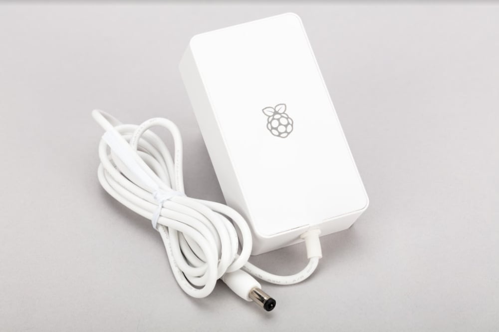 Raspberry Pi Build HAT Güç Adaptörü