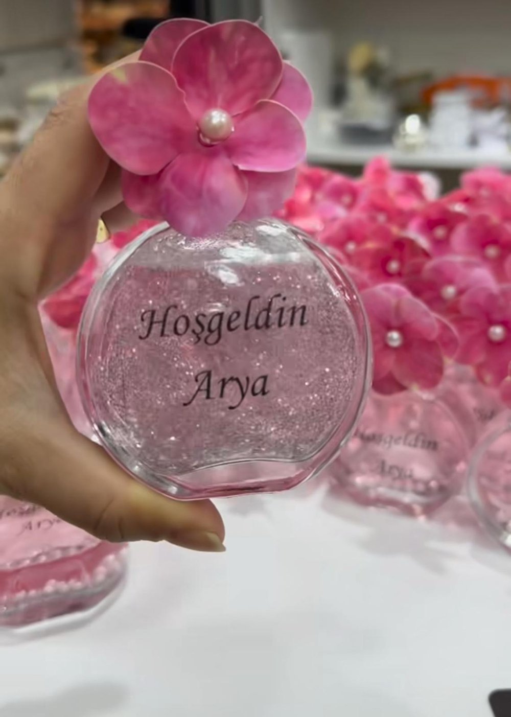 50 CC YUVARLAK ŞİŞE ORTANCA SÜSLEMELİ