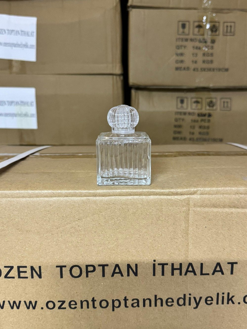 ÖZN 24 50 CC ÇİZGİLİ CAM ŞİŞE KRİSTAL KAPAK 10 ADET