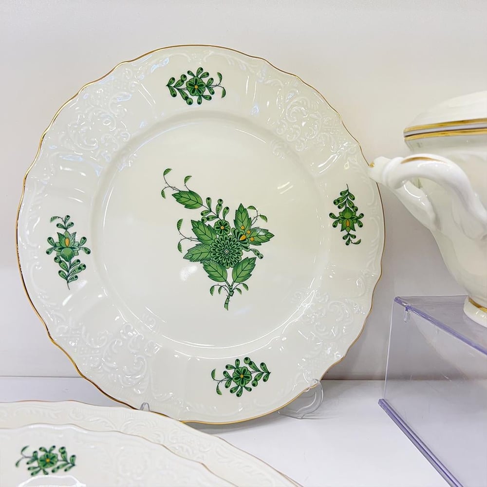 Bernadotte Czech Republic Bloom 77 Piece Dinner Set Green