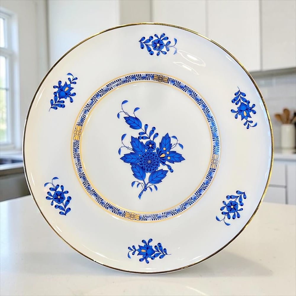 Leonarte Casa Czechoslovak Navy Blue 57 Piece Dinner Set Gold
