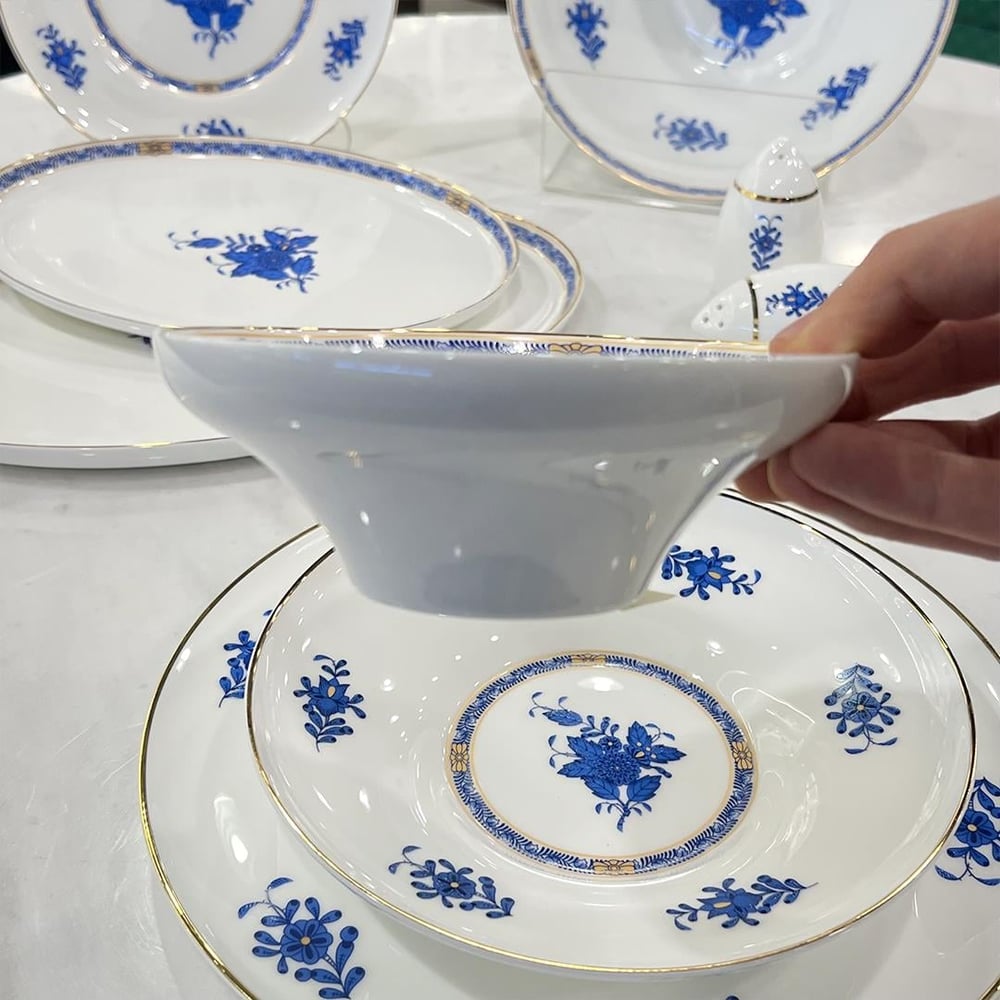 Leonarte Casa Czechoslovak Navy Blue 57 Piece Dinner Set Gold