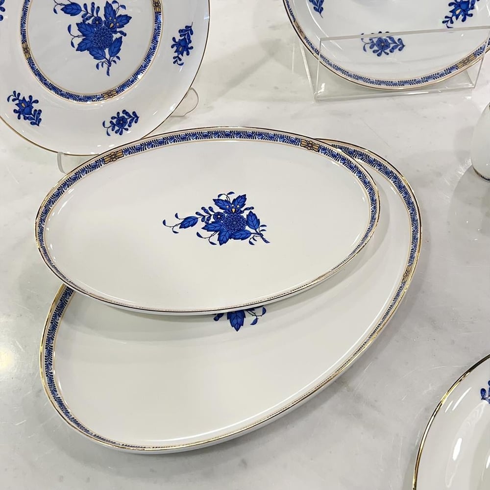 Leonarte Casa Czechoslovak Navy Blue 57 Piece Dinner Set Gold