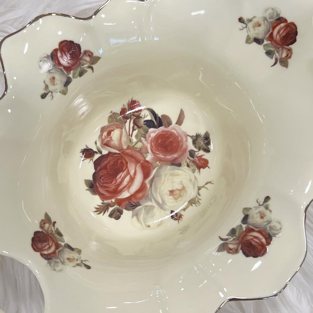 Royking Rose Kıvrımlı Salata Kasesi 23 cm