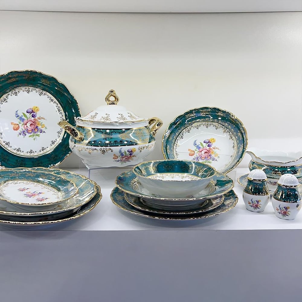 Thun Ophelia 77 Piece Dinner Set Green