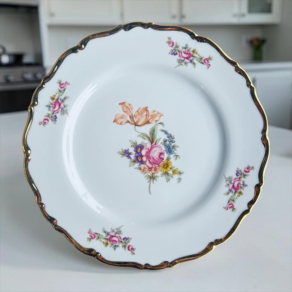 Thun Ophelia Eternal 77 Piece Dinner Set Gold