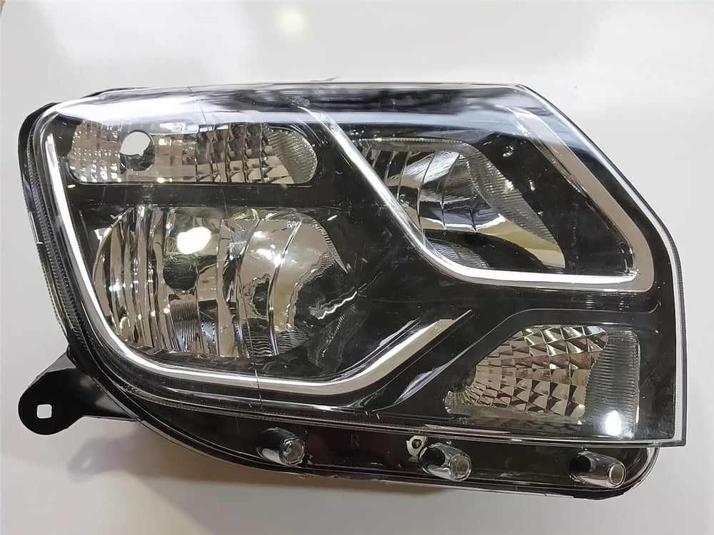 SAĞ ÖN FAR DACİA DUSTER 2013-2018 DACİA DUSTER 2013-2018