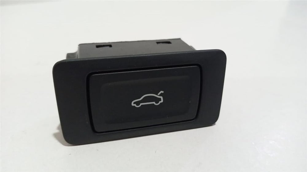 VW AUDI SKODA SEAT OEM BAGAJ KİLİT DÜĞMESİ 4G0 959 831 C