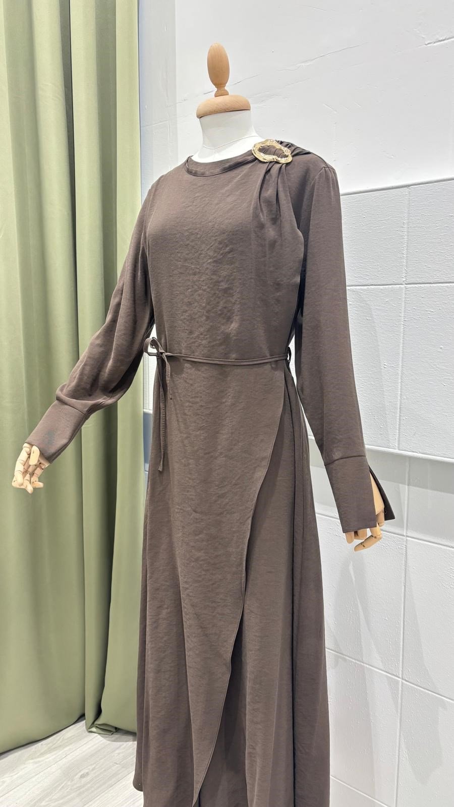 MODA ERÇİN 818 YAKASI TOKALI ELBİSE