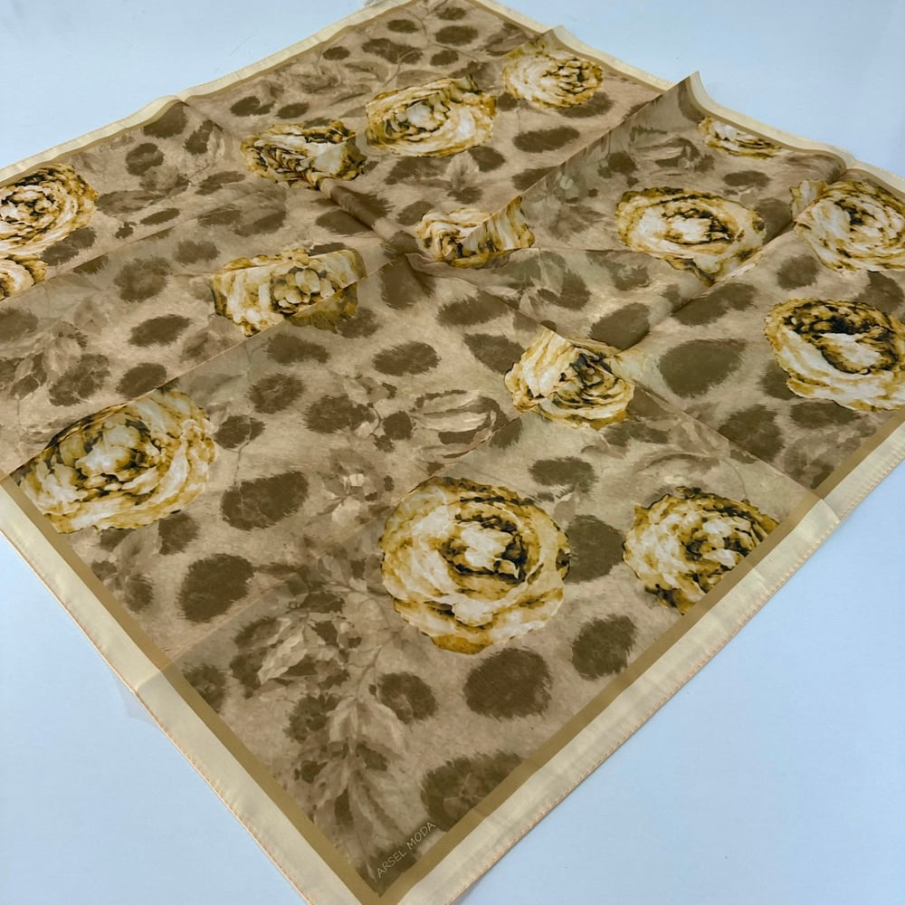 ARSEL MODA Soft Pamuklu Eşarp İtalyan Dikişli LRB7309