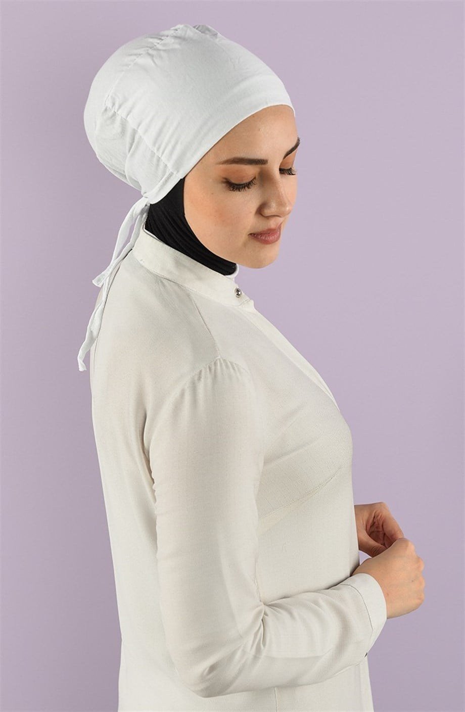 Dikişsiz Düz Bone Beyaz