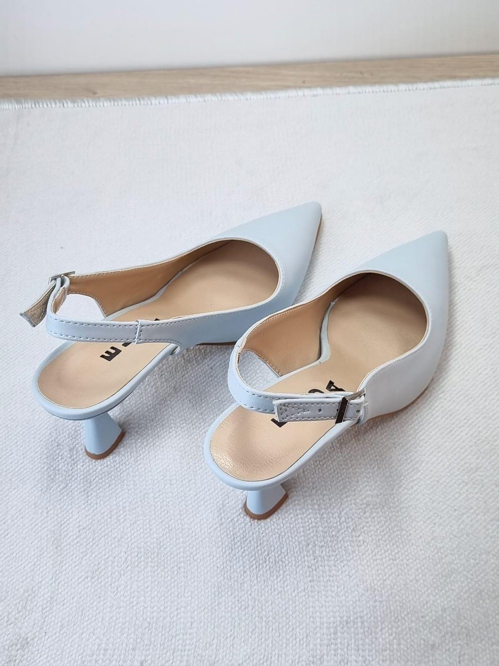 Yeni Sezon Bebe Mavisi İnce Topuklu Arkası Açık Kadın Stiletto