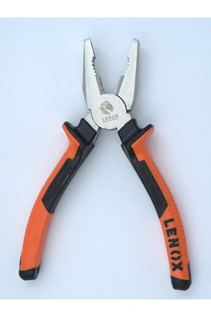 Lenox Yan Keski Pense