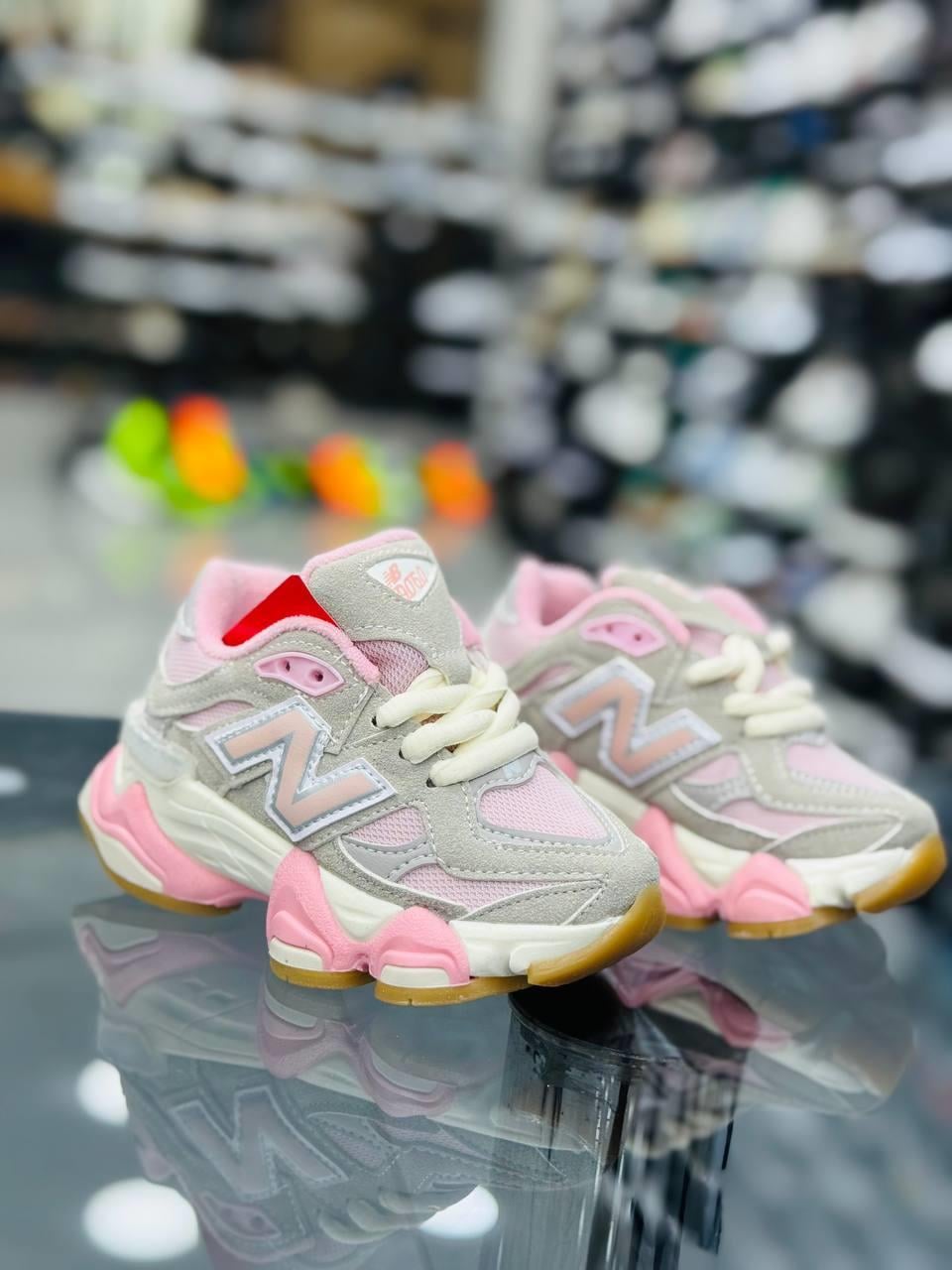9060 Model Unisex Ayakkabı - Pembe