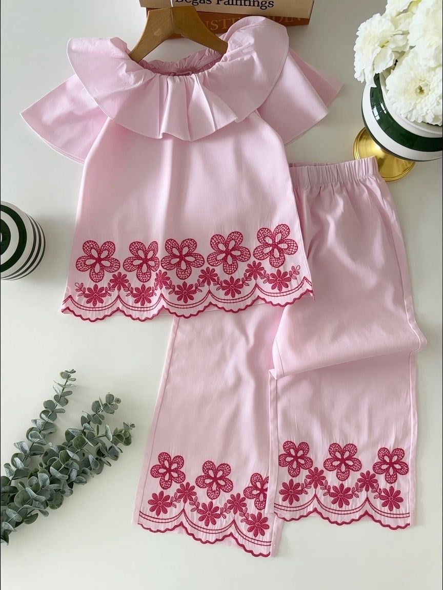 Çiçek Nakışlı Keten Takım - Pembe 