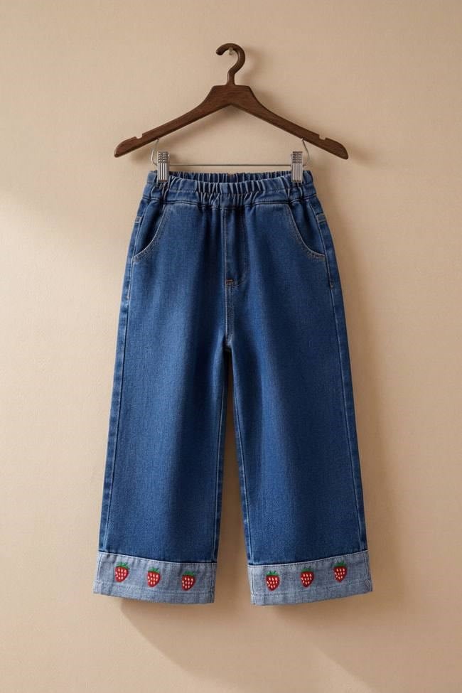 Çilek Nakışlı Denim Pantolon  - Lacivert