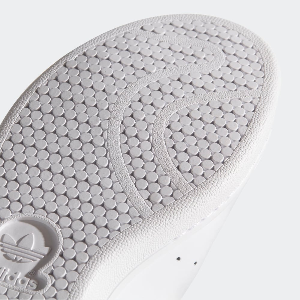 STAN SMITH