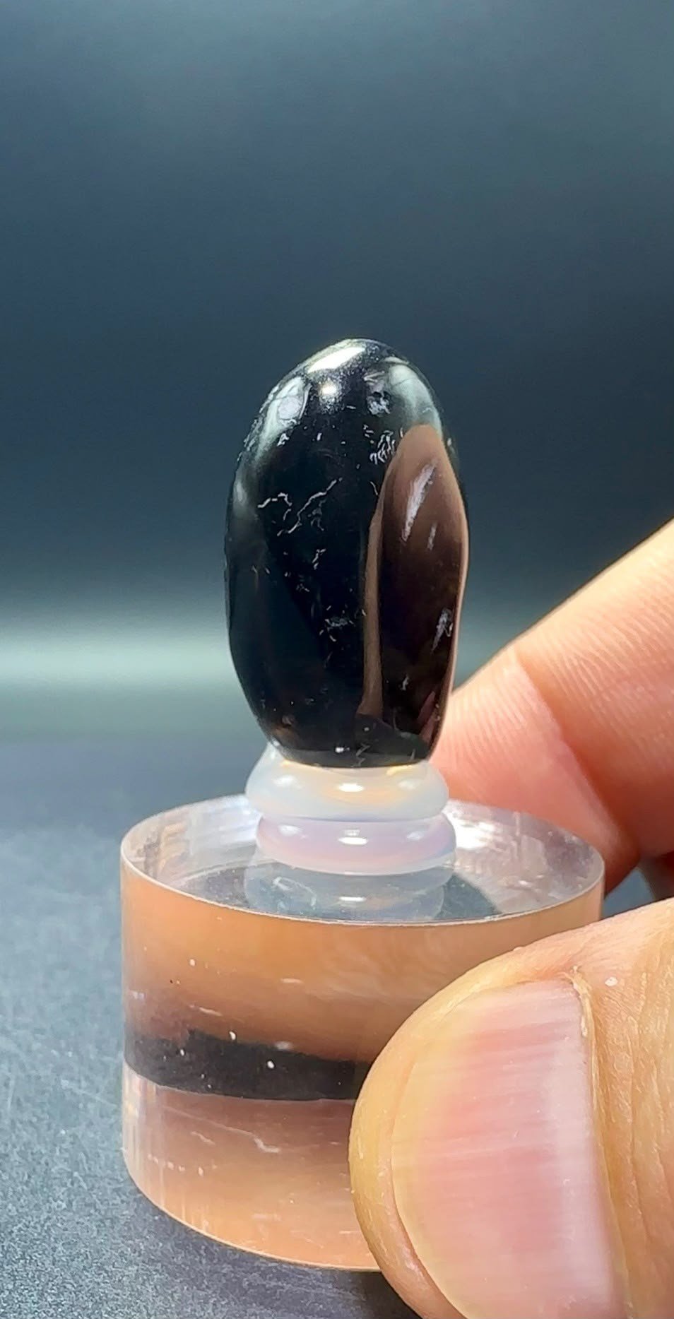 APACHE TEAR OBSİDYEN 7 GR. 