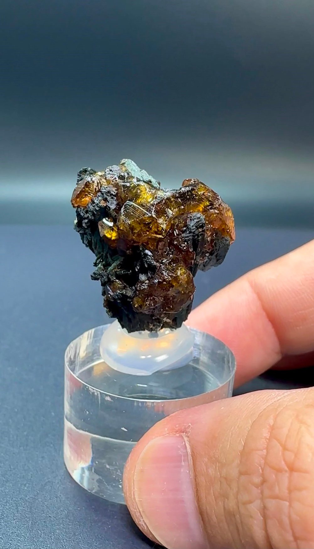 HESSONİT GARNET 18 GR.
