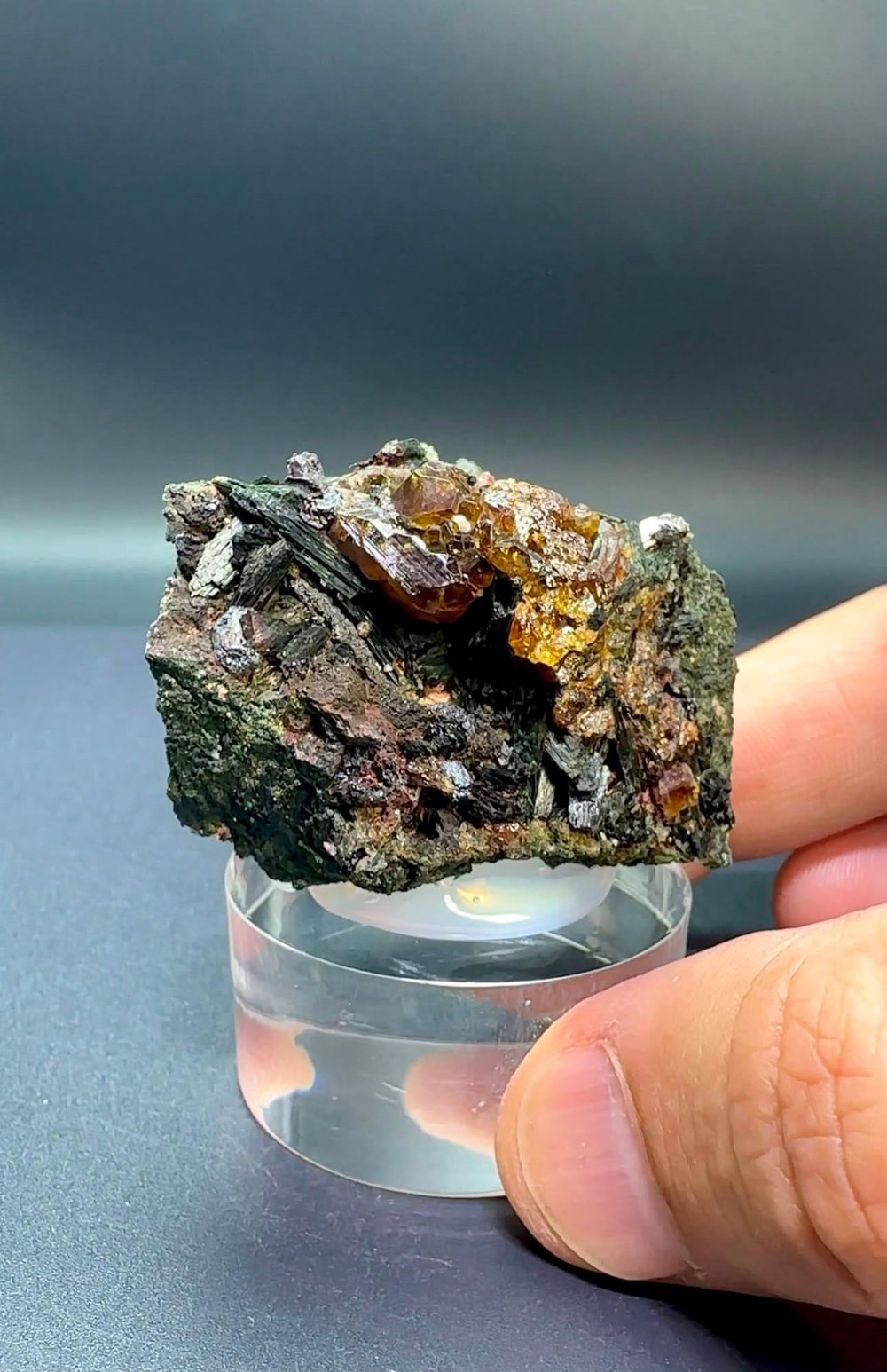 HESSONİT GARNET 63 GR.