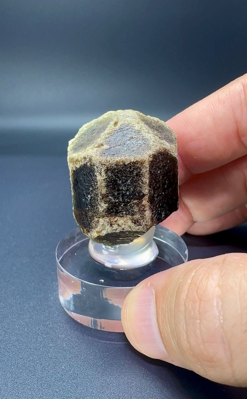 KOYU RENKLİ GROSSULAR GARNET 60 GR.