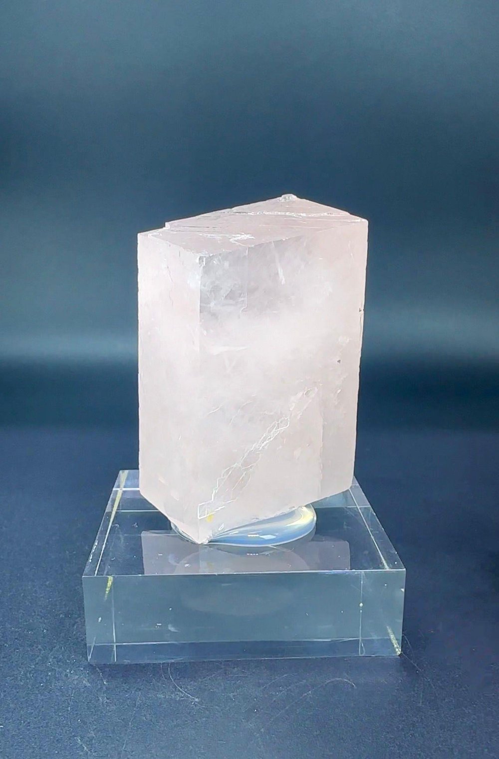 PEMBE BLOK KALSİT 70 GR.