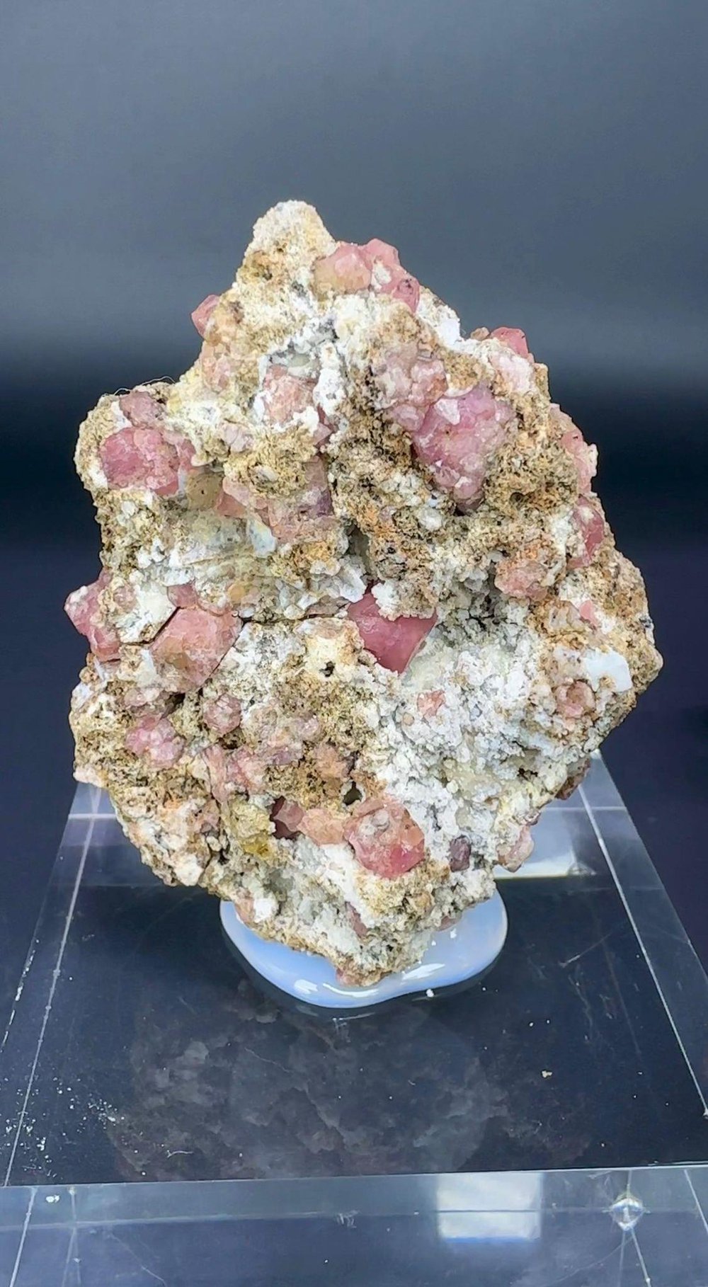 PEMBE GARNET 86 GR.