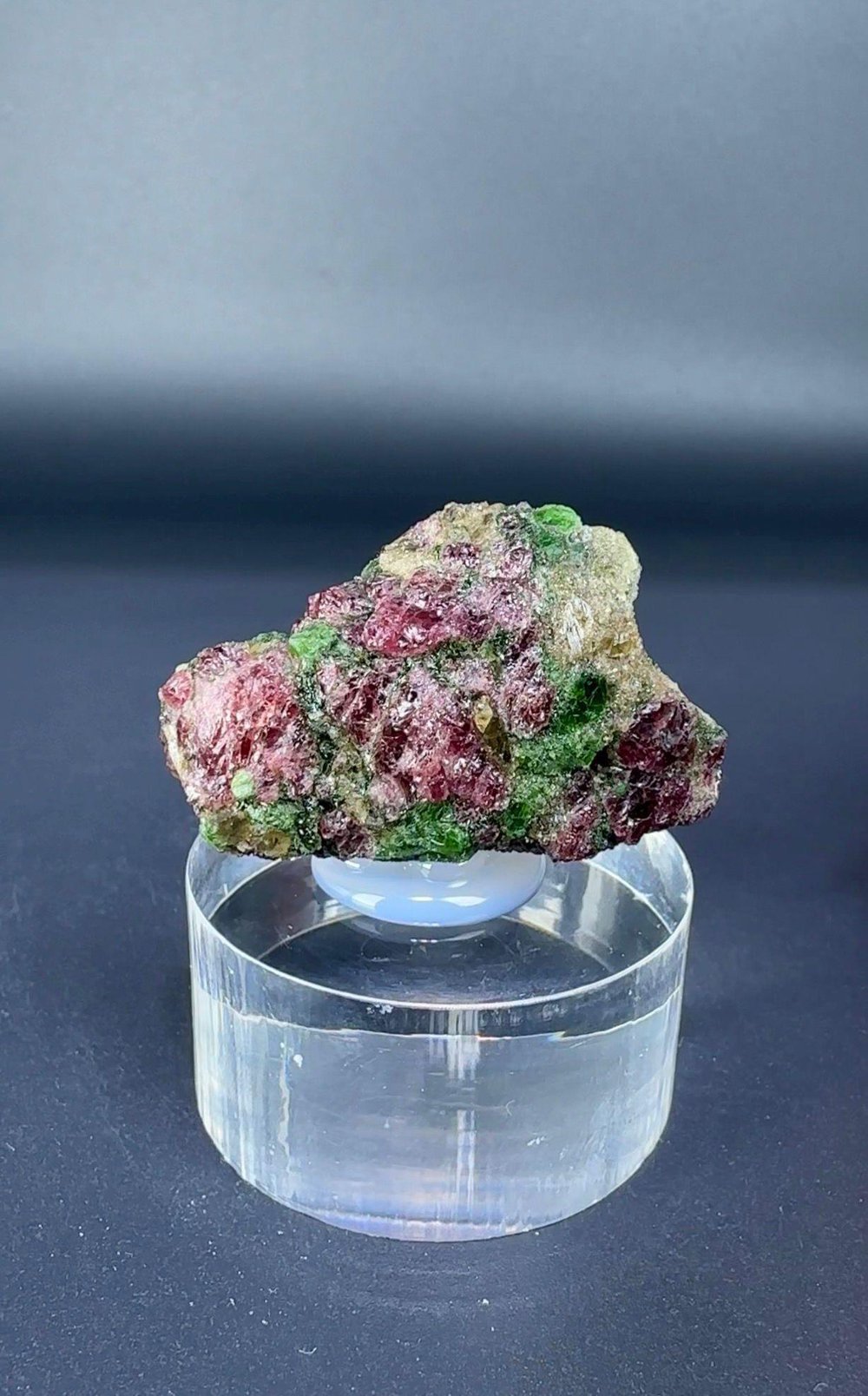 PYROPE GARNET & KROM DİOPSİT 32 GR.