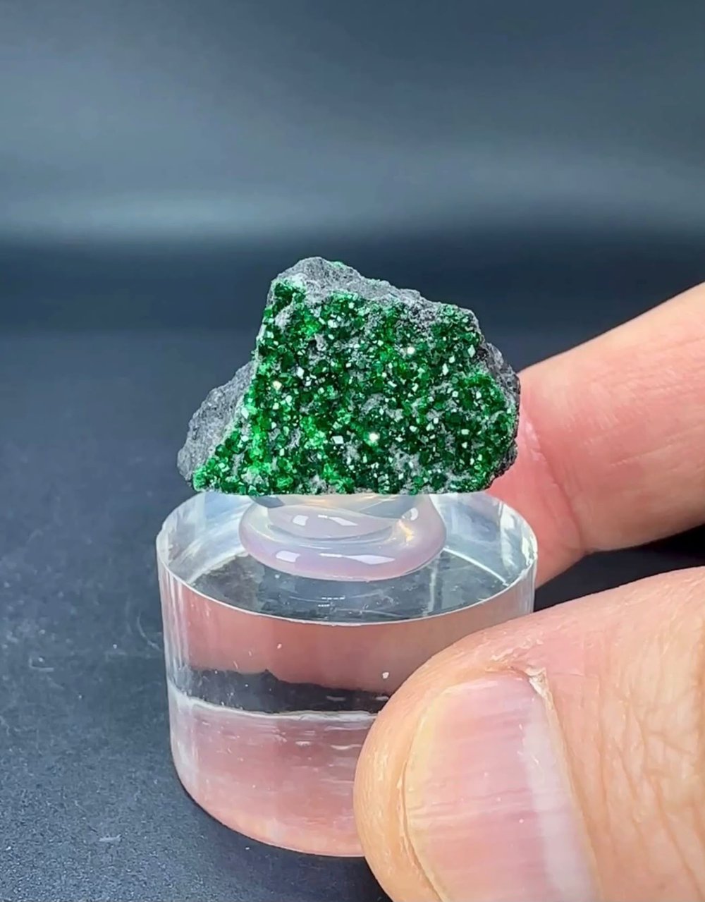 UVAROVITE GARNET 8 GR.