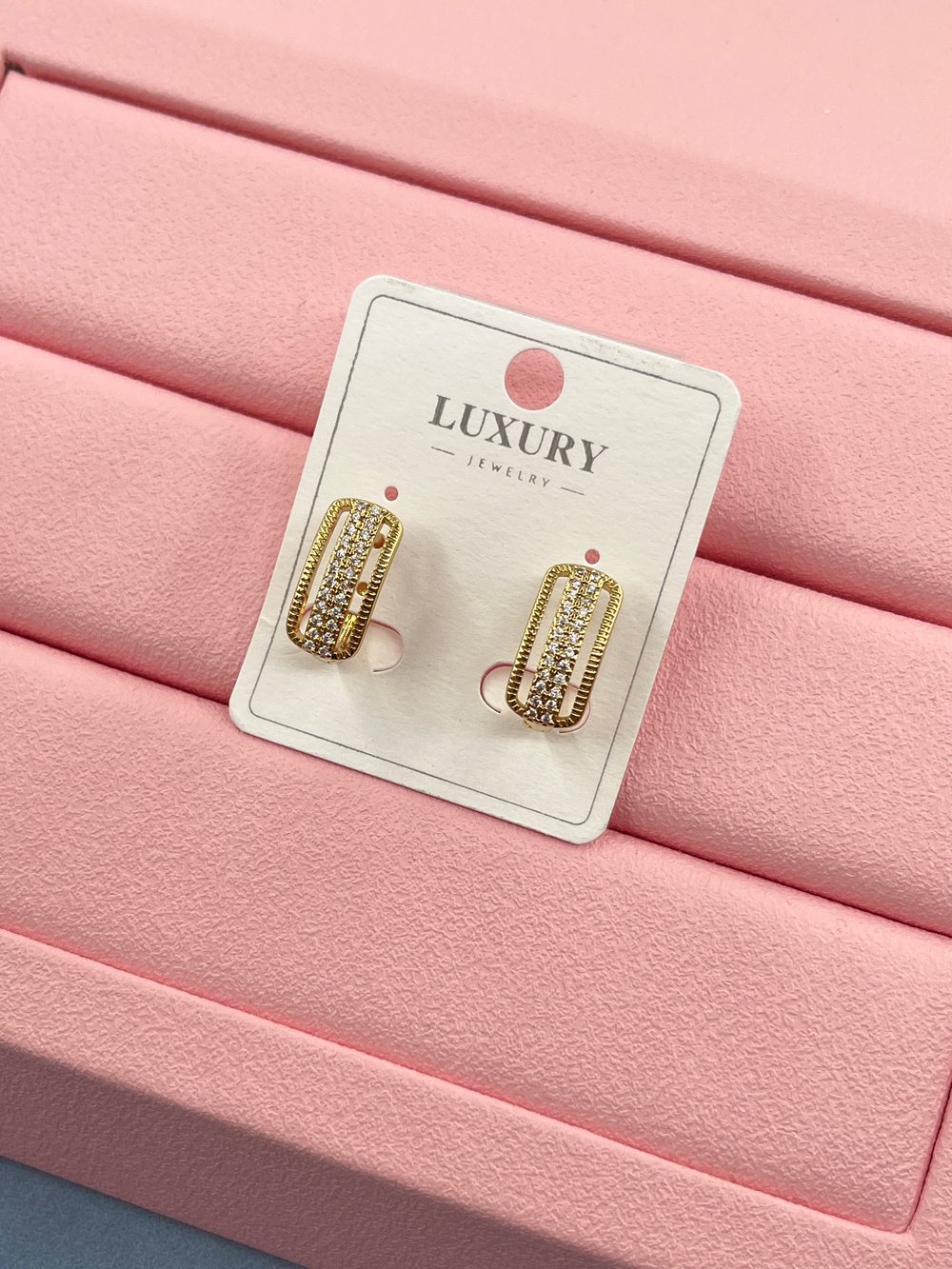 P LUXURY KÜPE 8
