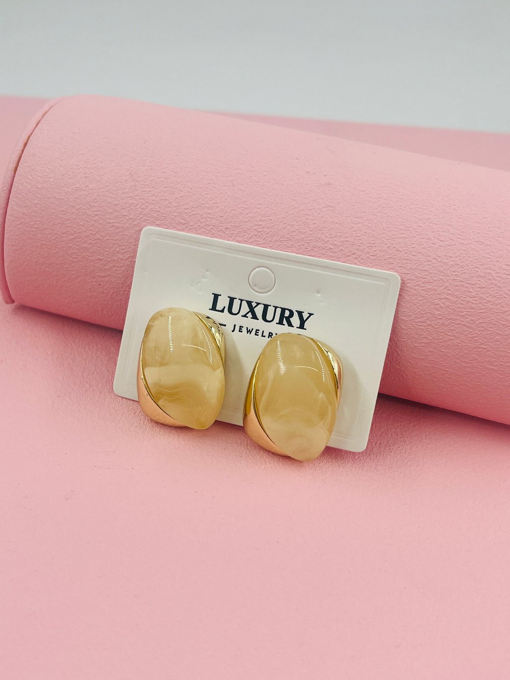 Ü LUXURY KÜPE 15