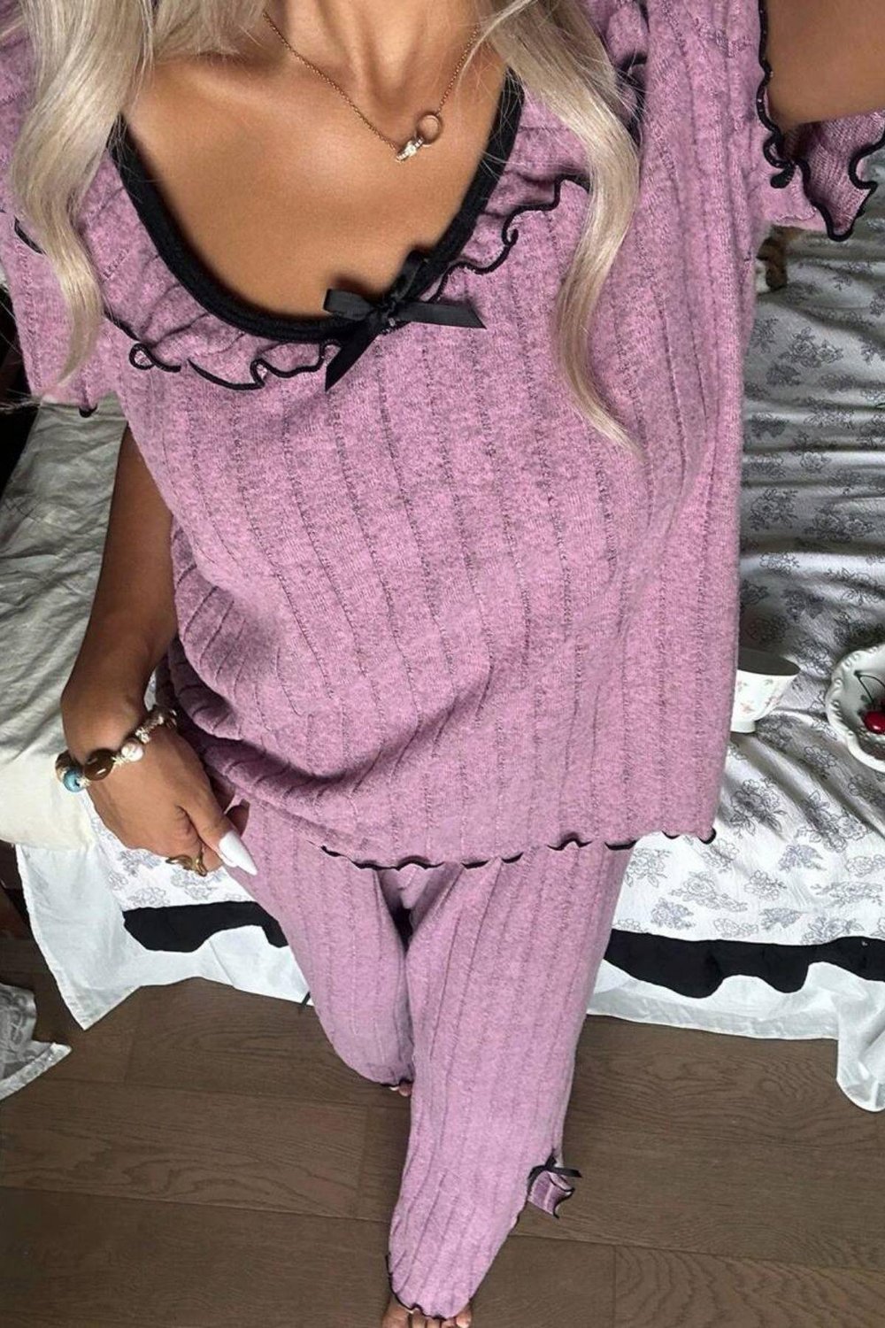 Bella Notte Gül Kurusu Volanlı Kenar Rahat Pijama Takımı 7383
