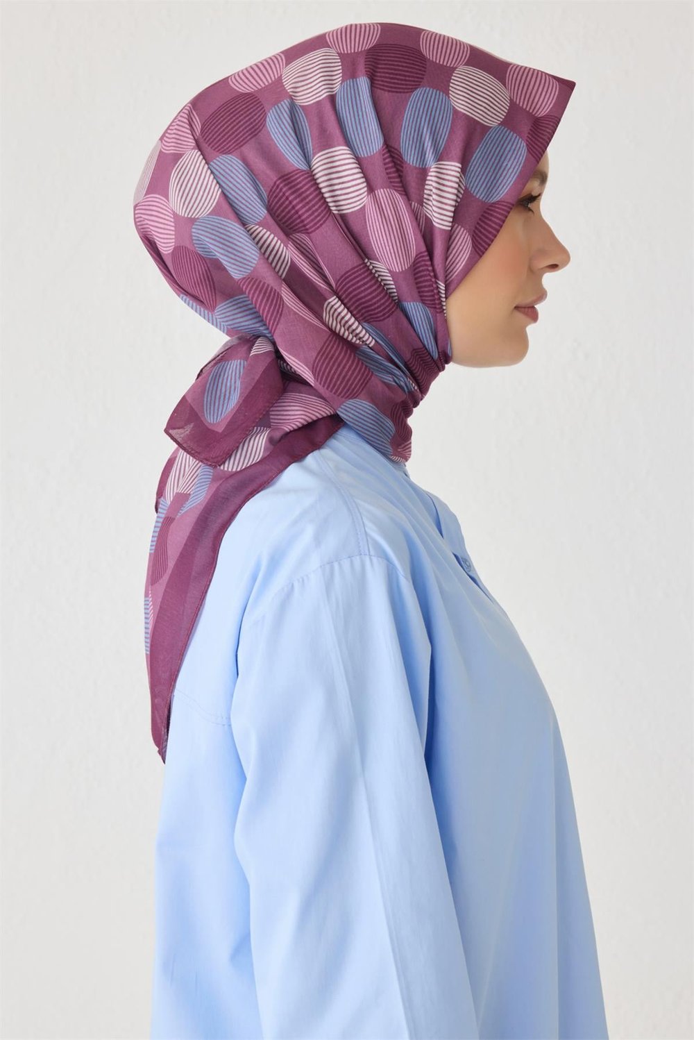 BELLİ GEOMETRİK DESEN TELA MOR EŞARP 1022