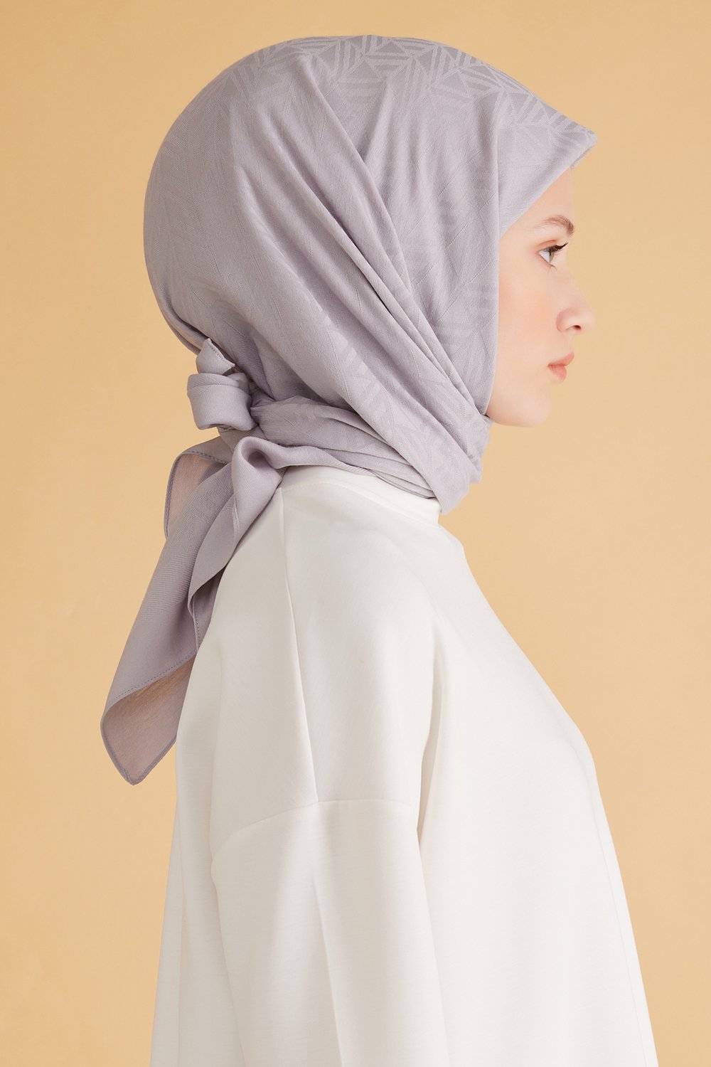 BELLİ GEOMETRİK DESEN VEYRA GÜMÜŞ EŞARP 2