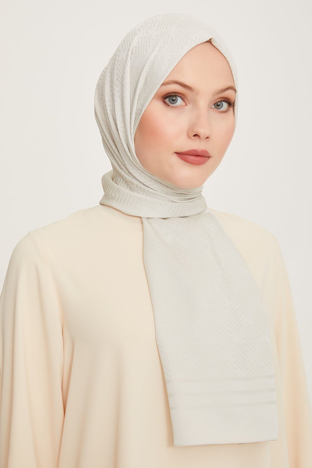 Belli Fresh Çiçek Desen Sedefli Beyaz Green Şal 2-241822