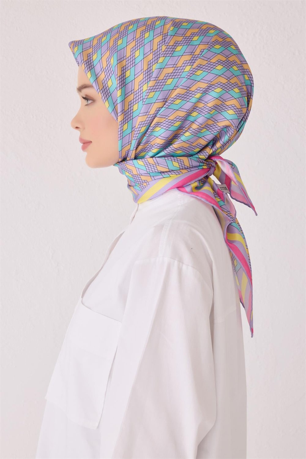 BELLİ GEOMETRİK DESEN İPEK EŞARP 4052D (TWİLL)-87