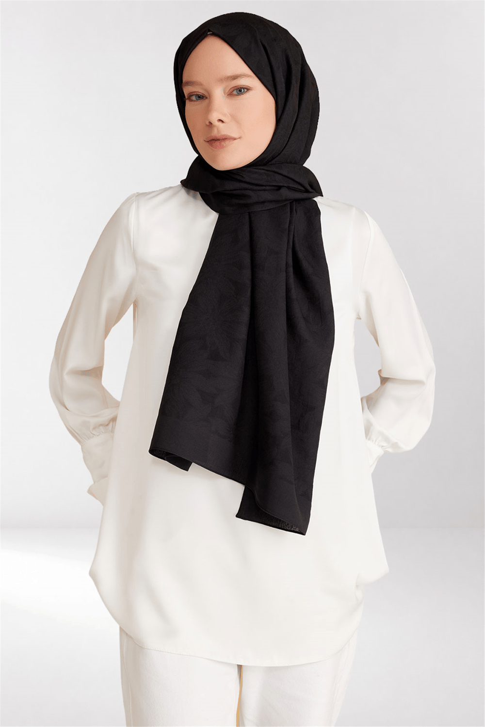 Belli Fresh Papatya Desen Siyah Siena Şal 2 - 83