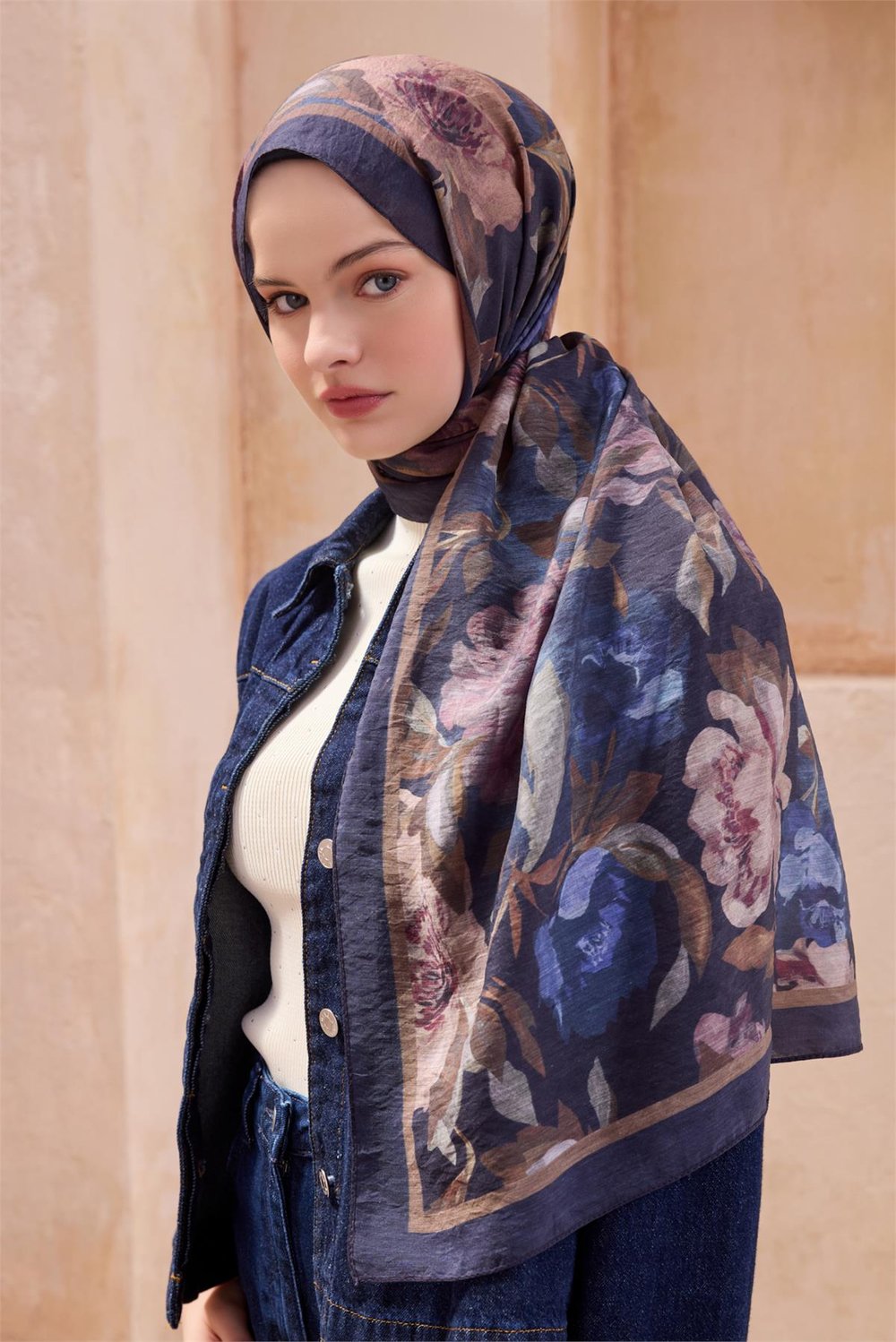 Belli Fresh Çiçek Desen Lacivert Sanda Şal 1362 - 37