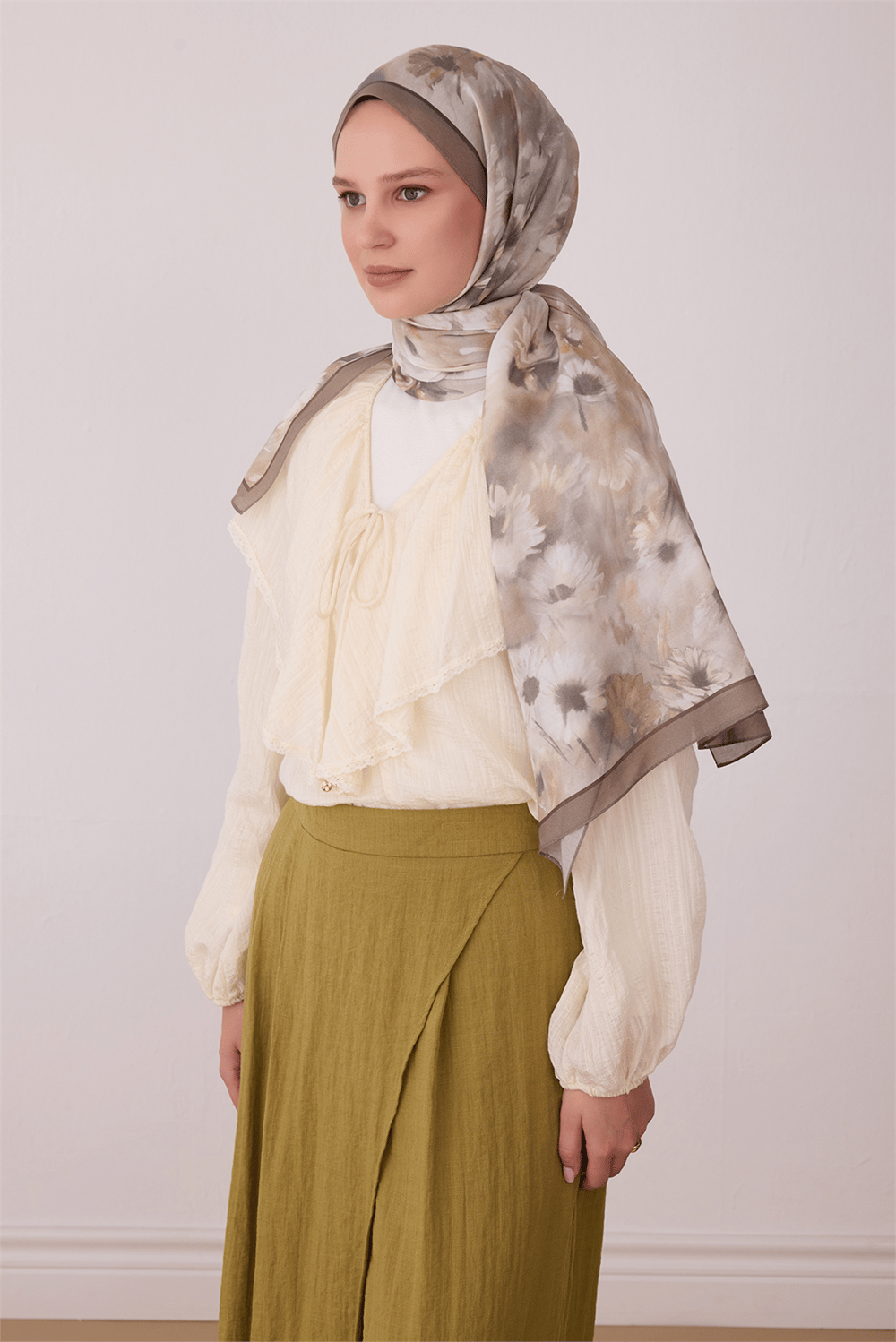 Belli Fresh Çiçek Desen Bej Vual Şal 4149 - 109
