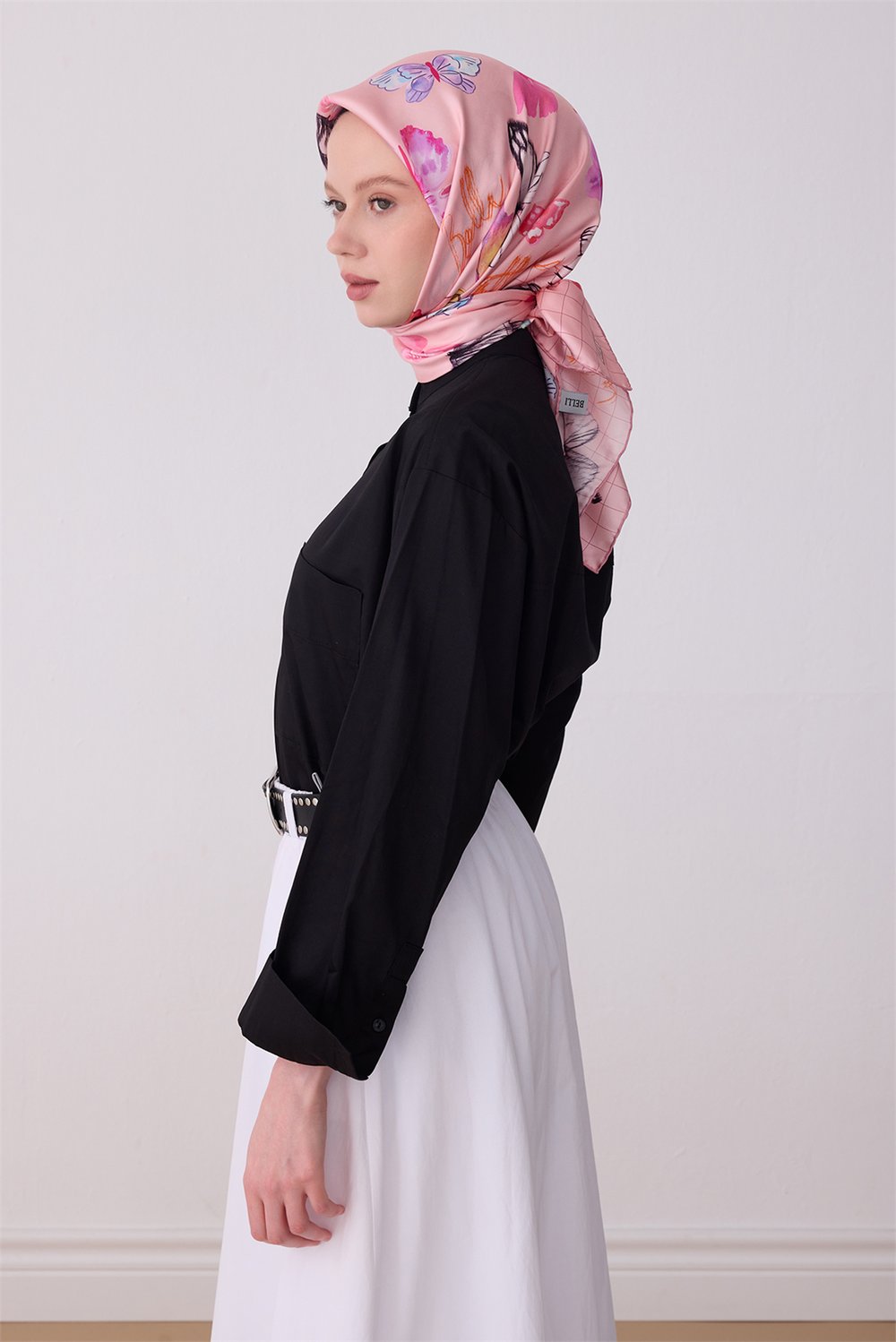 Pembe Obje Desen %100 Twill İpek Eşarp 4329-02
