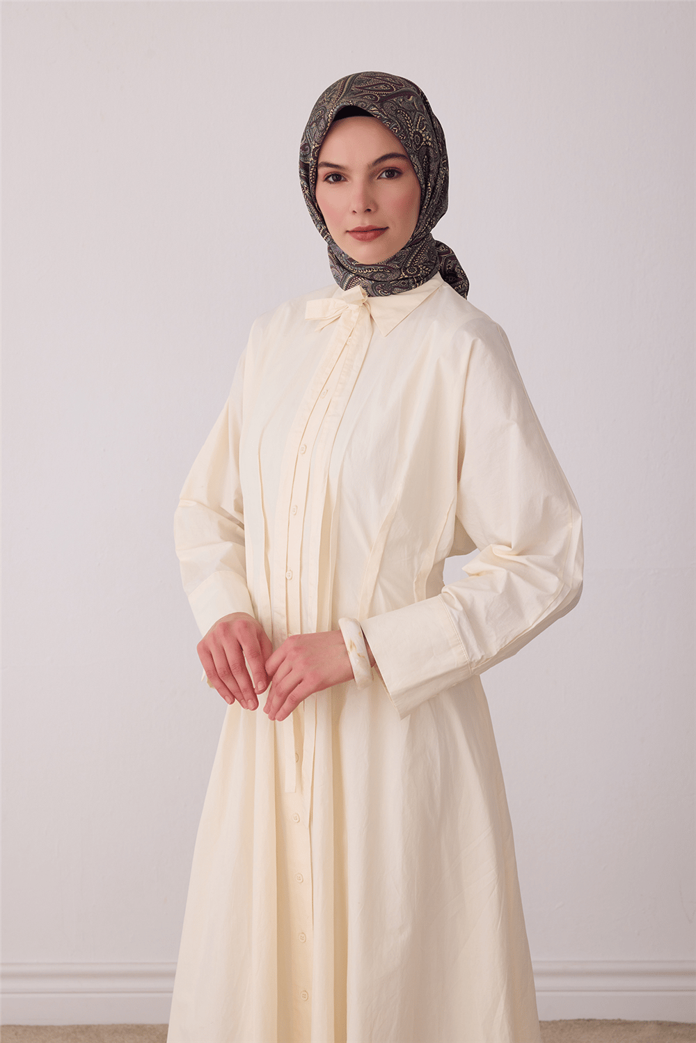 Füme Etnik Desen %100 Twill İpek Eşarp 4404-82