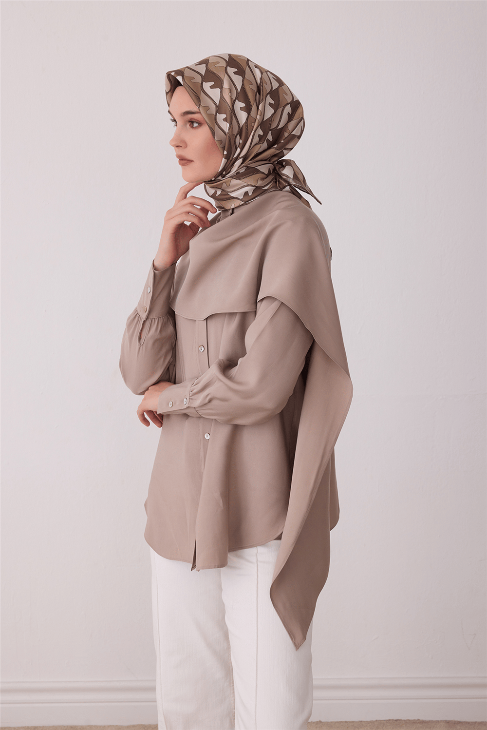 Çok Renkli Geometrik Desen %100 Twill İpek Eşarp 4406-86