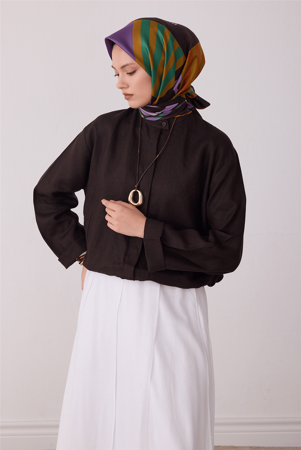 Kahverengi Obje Desen %100 Twill İpek Eşarp 4409-50