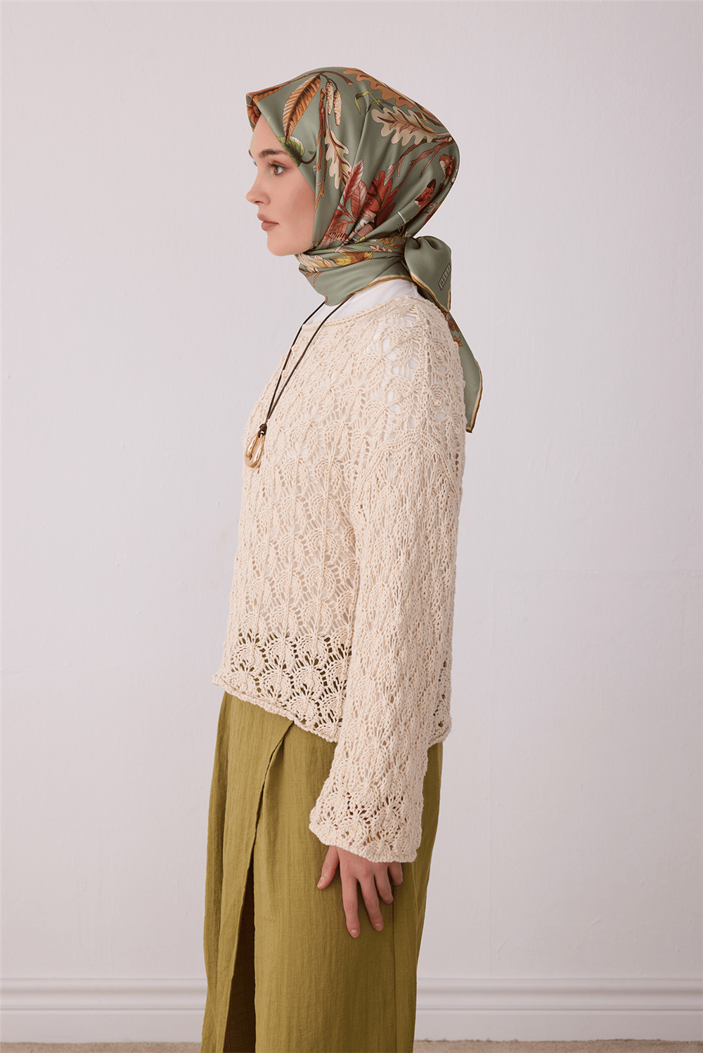 Yeşil Soyut Desen %100 Twill İpek Eşarp 4412-02