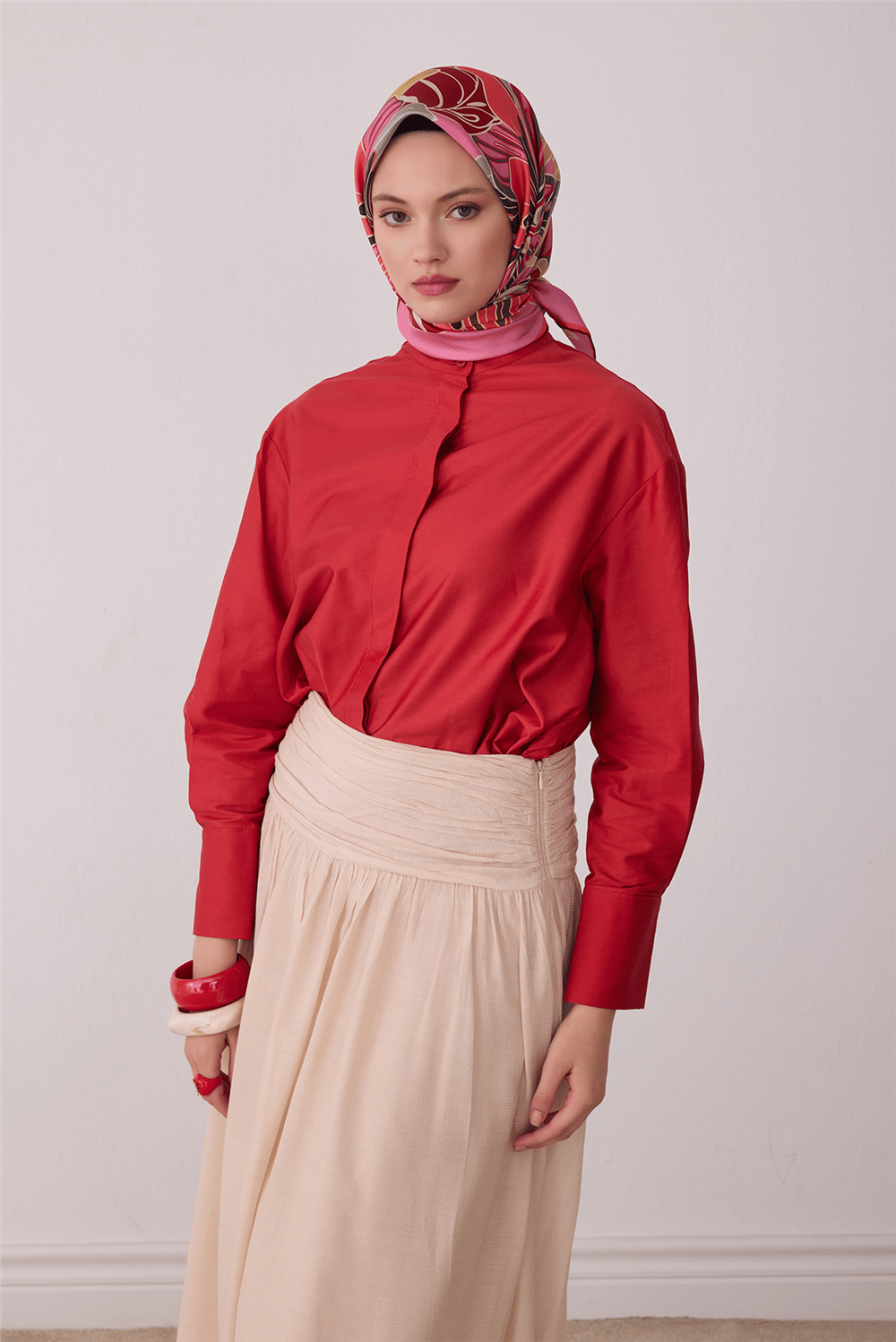 Pembe Çiçek Deseni %100 Twill İpek Eşarp 4413-02