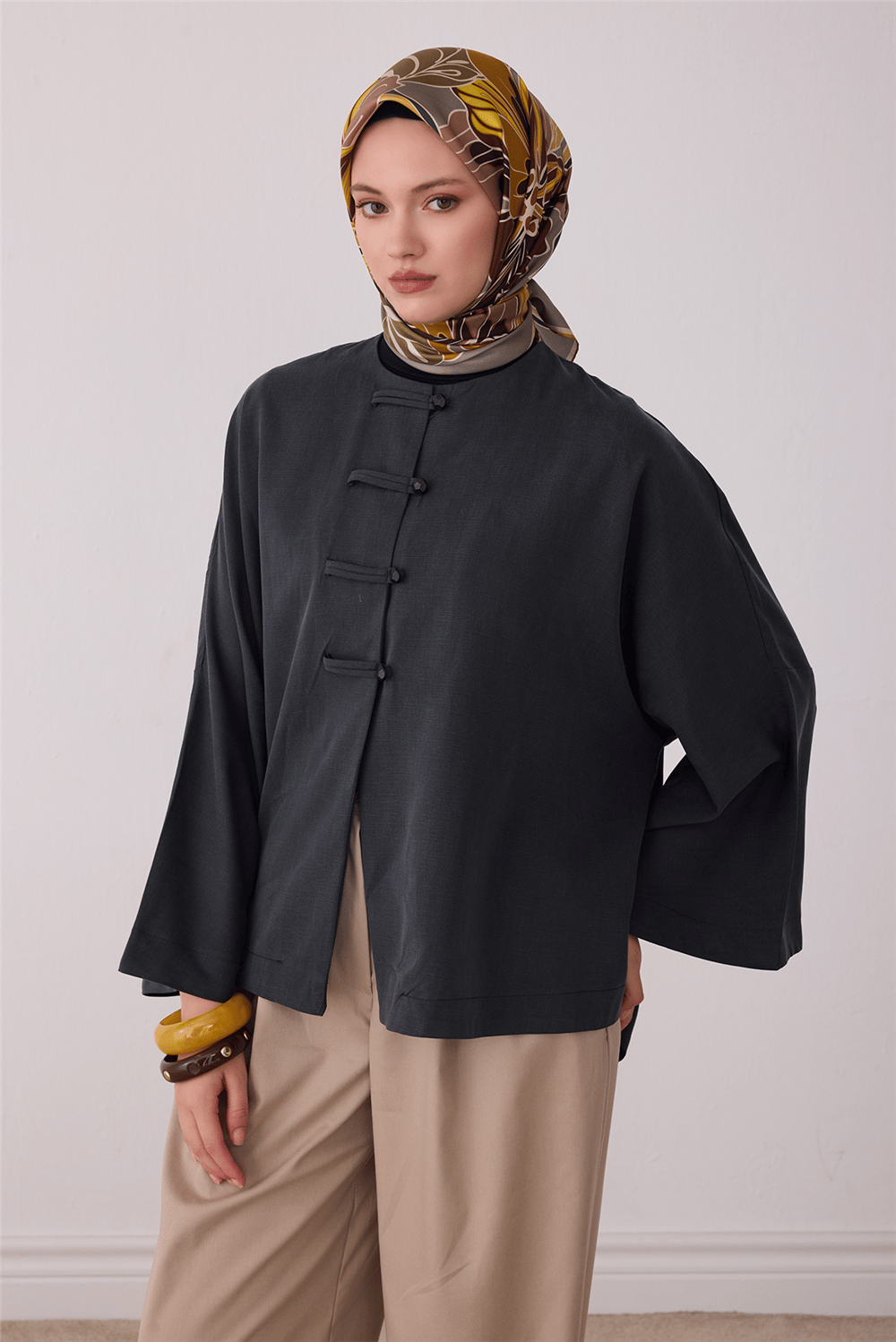 Yeşil Çiçek Deseni %100 Twill İpek Eşarp 4413-36