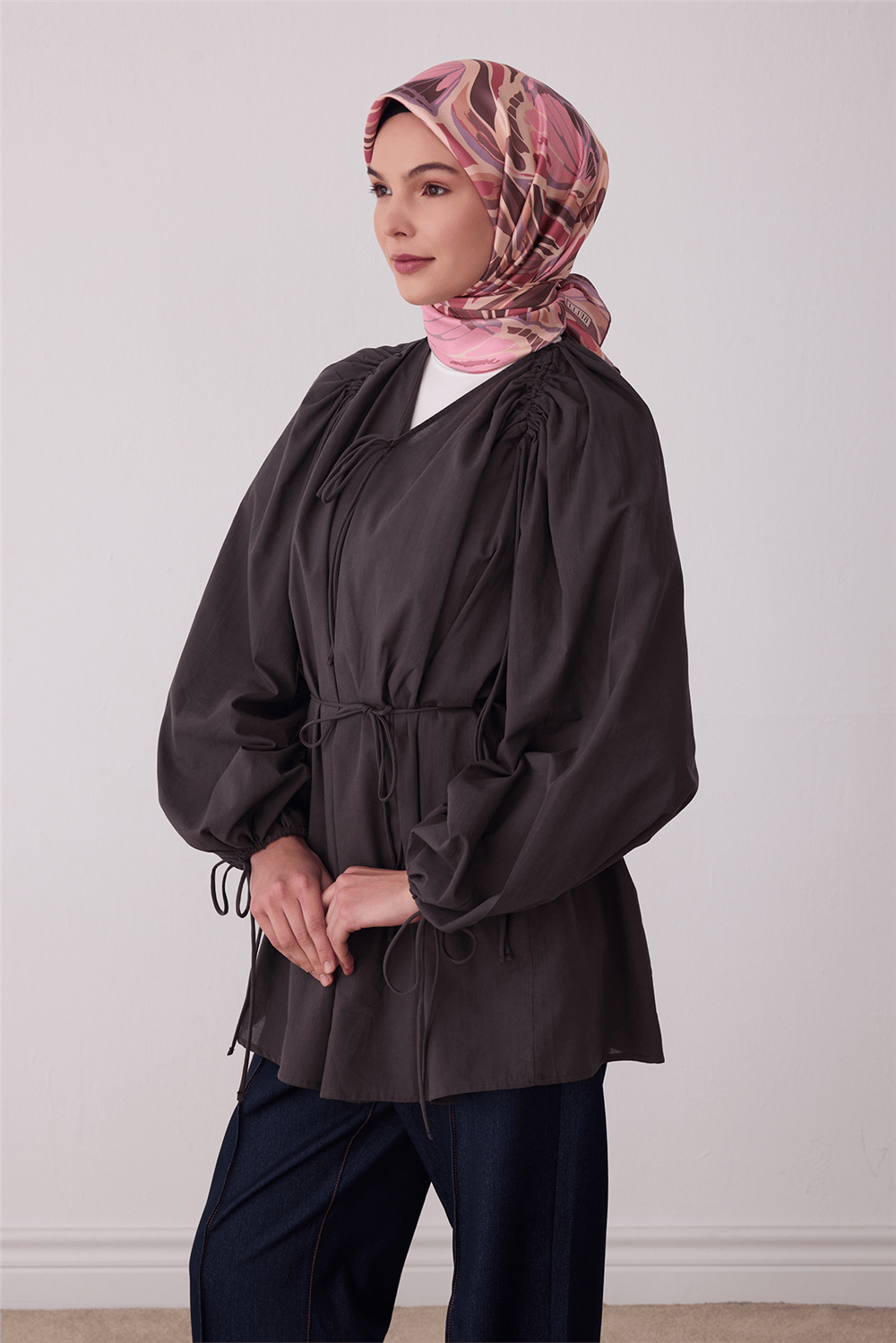 Pembe Soyut Desen %100 Twill İpek Eşarp 4417-04