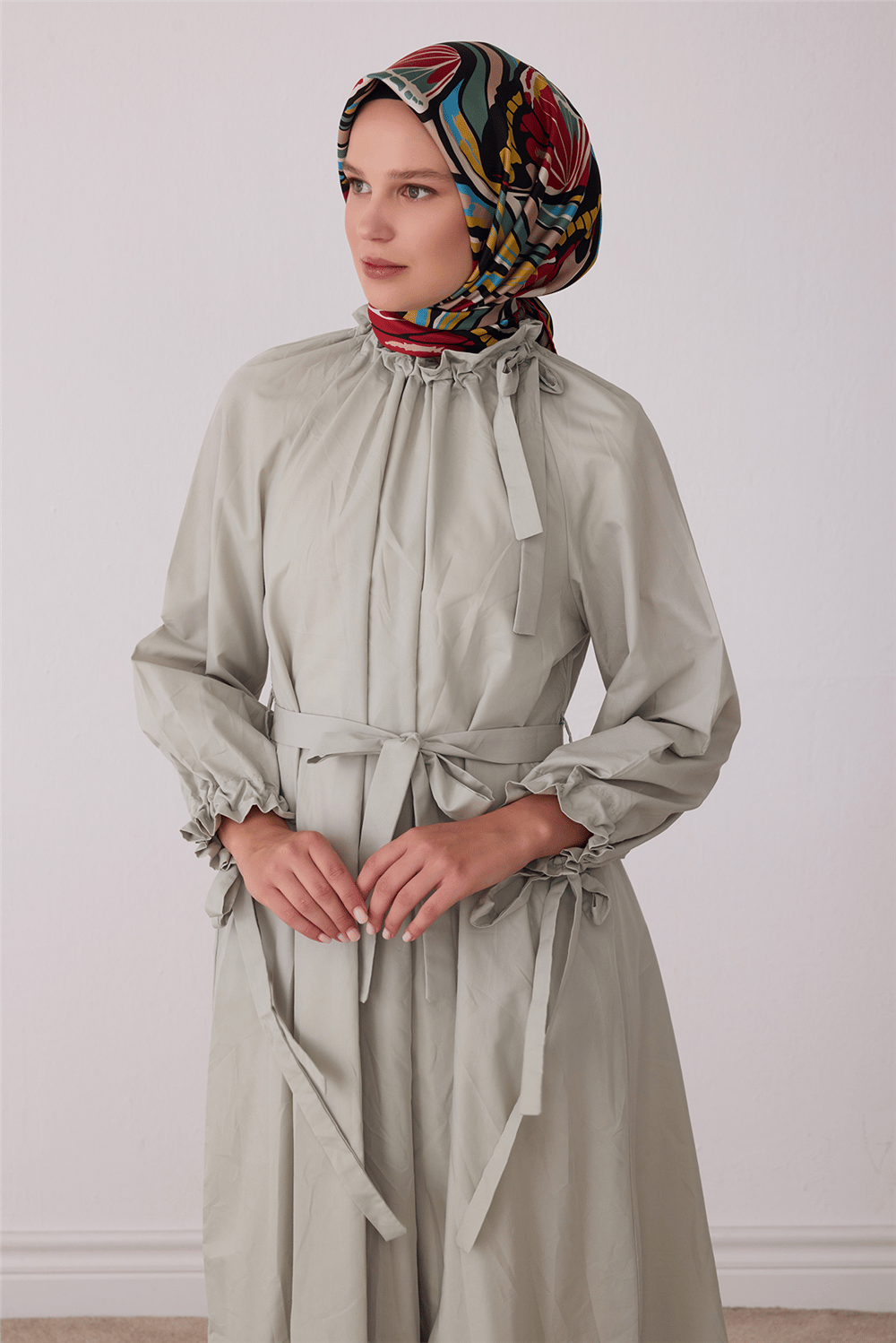 Kırmızı Soyut Desen %100 Twill İpek Eşarp 4417-32