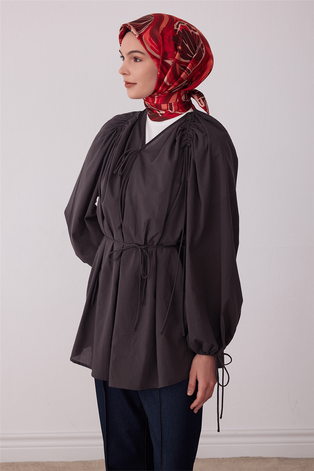 Kırmızı Soyut Desen %100 Twill İpek Eşarp 4417-57