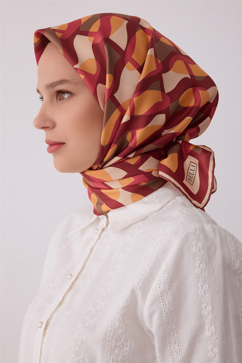 Somon Geometrik Desen %100 Twill İpek Eşarp 4420-02
